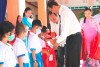 Công ty Nhiệt điện Cần Thơ trao tặng 50 phần quà cho các em học sinh nghèo tại Trường tiểu học Thới Tân 2