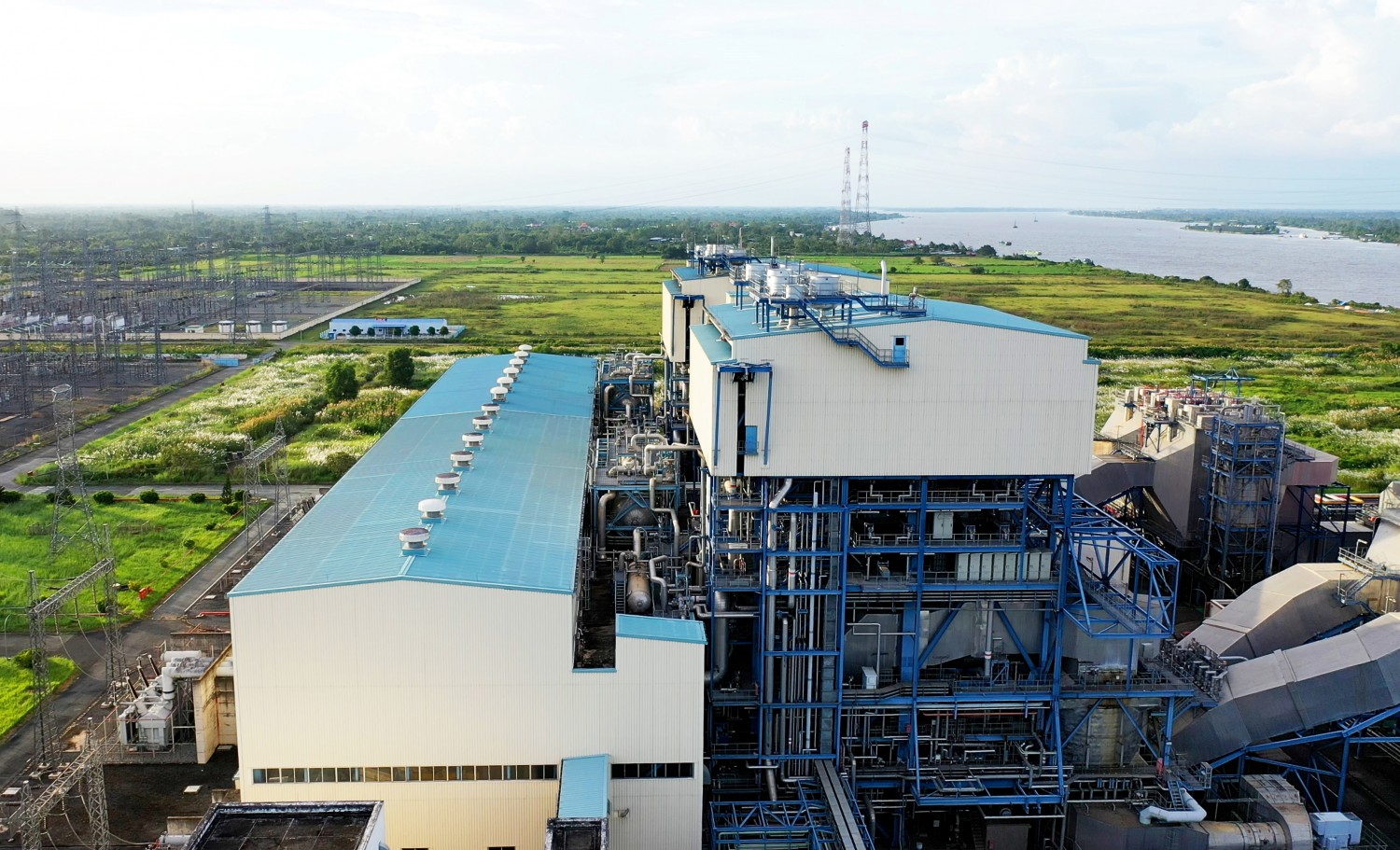 EVNGENCO2 chuyển đổi xanh trong sản xuất điện